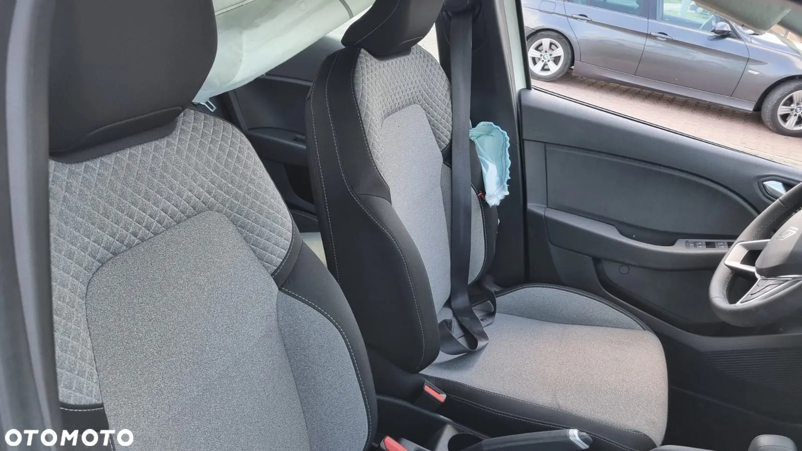 Renault Clio 1.6 E-TECH Equilibre - 22