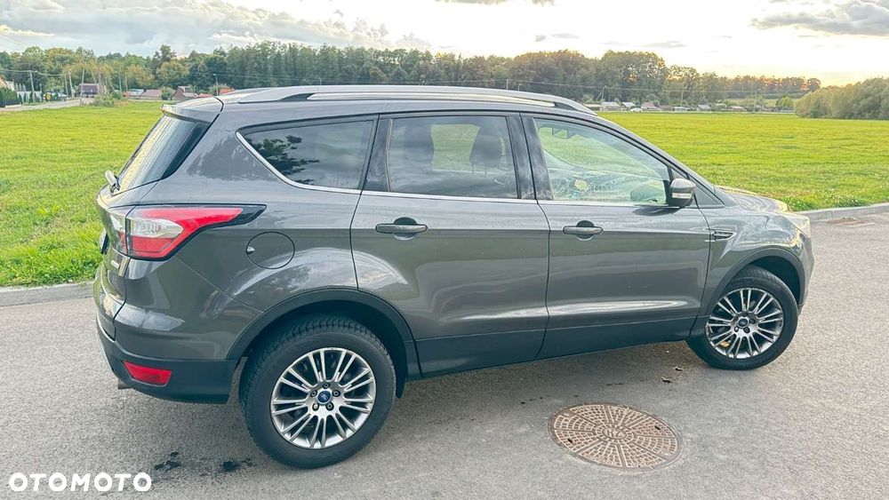 Ford Kuga - 30