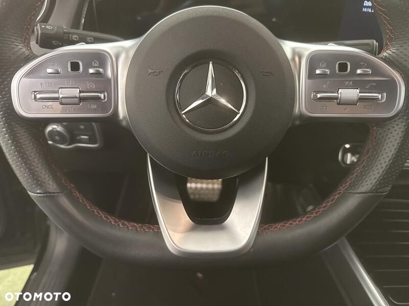 Mercedes-Benz GLB 200 AMG Line 7G-DCT - 14