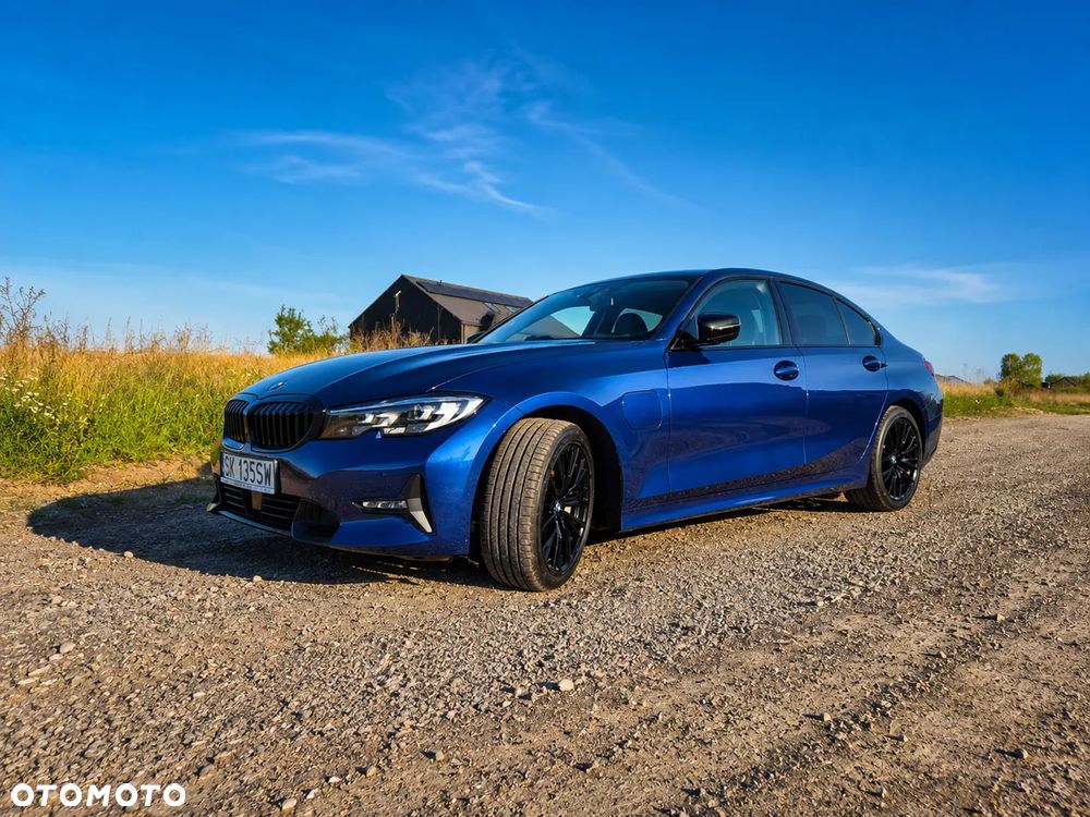 BMW Seria 3 330e Sport Line - 1