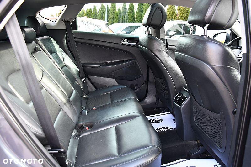 Hyundai Tucson 1.6 GDi 2WD Premium - 24