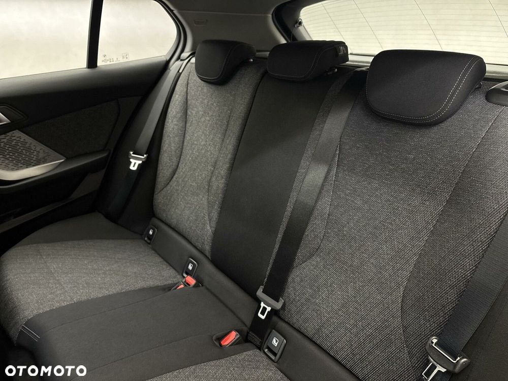 BMW Seria 1 118d M Sport - 17