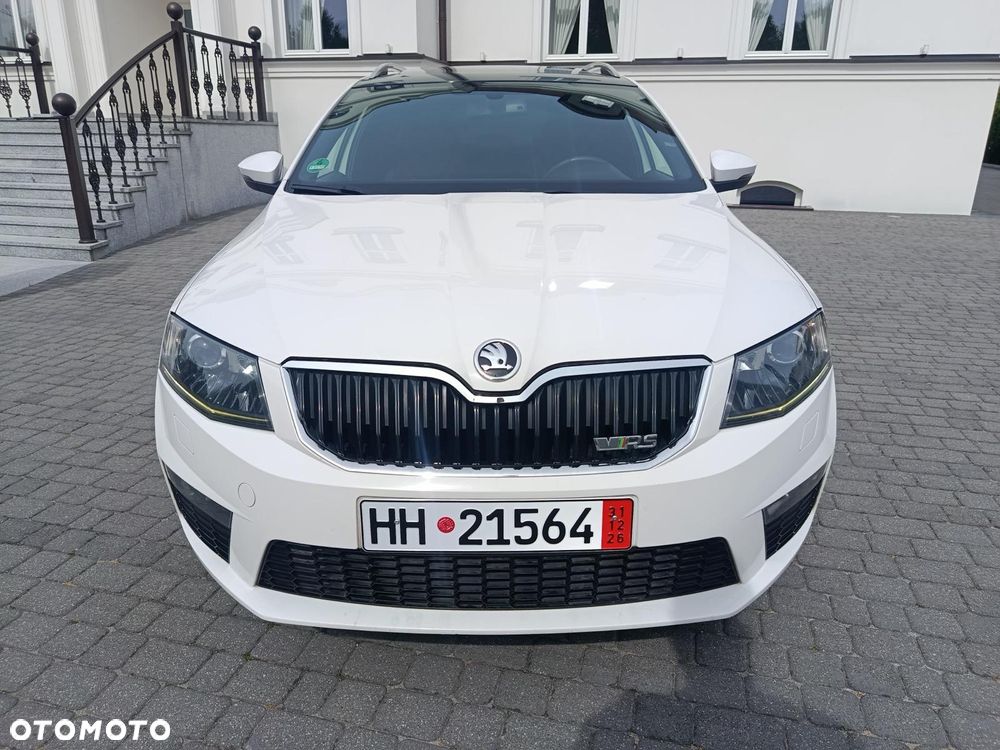 Skoda Octavia 2.0 TDI DPF DSG RS - 3
