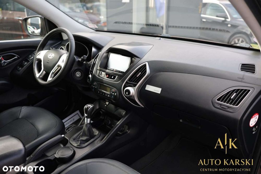 Hyundai ix35 - 23