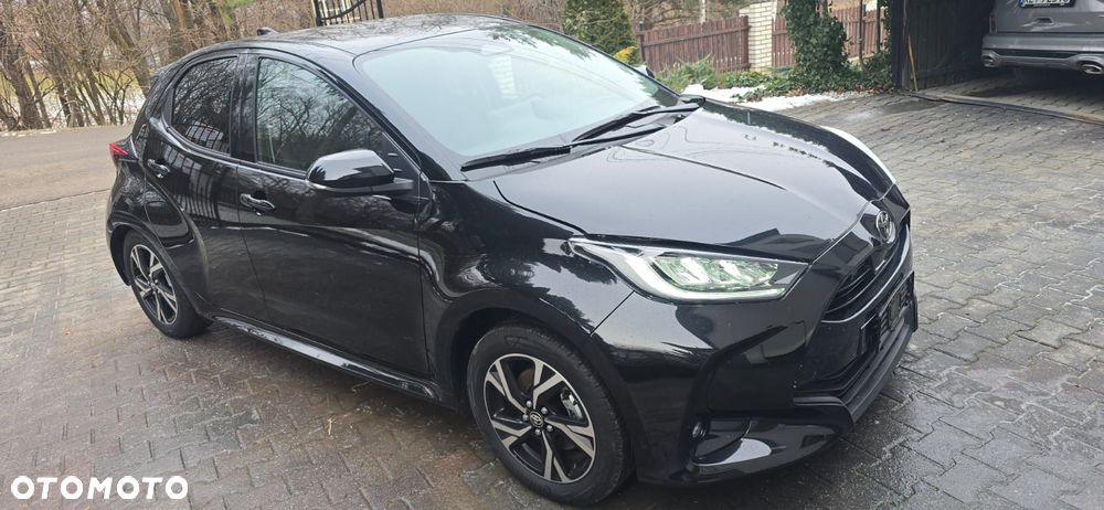 Toyota Yaris 1.5 Premium CVT - 37