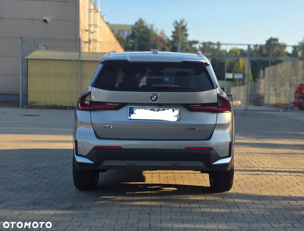 BMW X1 xDrive18d - 4