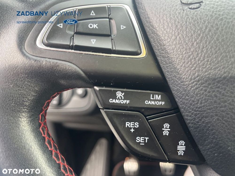 Ford Kuga 1.5 EcoBoost 2x4 ST-Line - 18