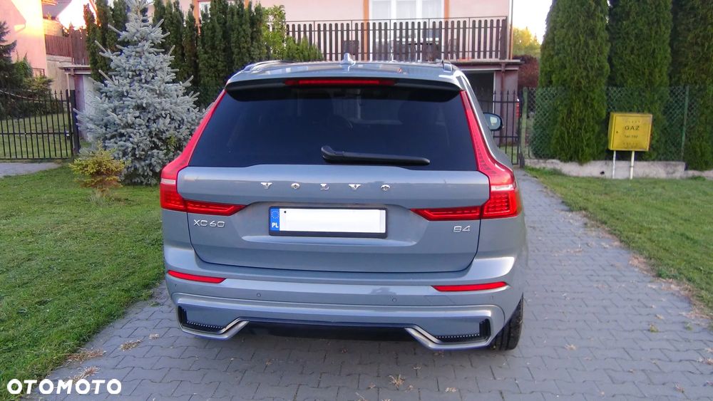 Volvo XC 60 B4 B Plus Dark - 13