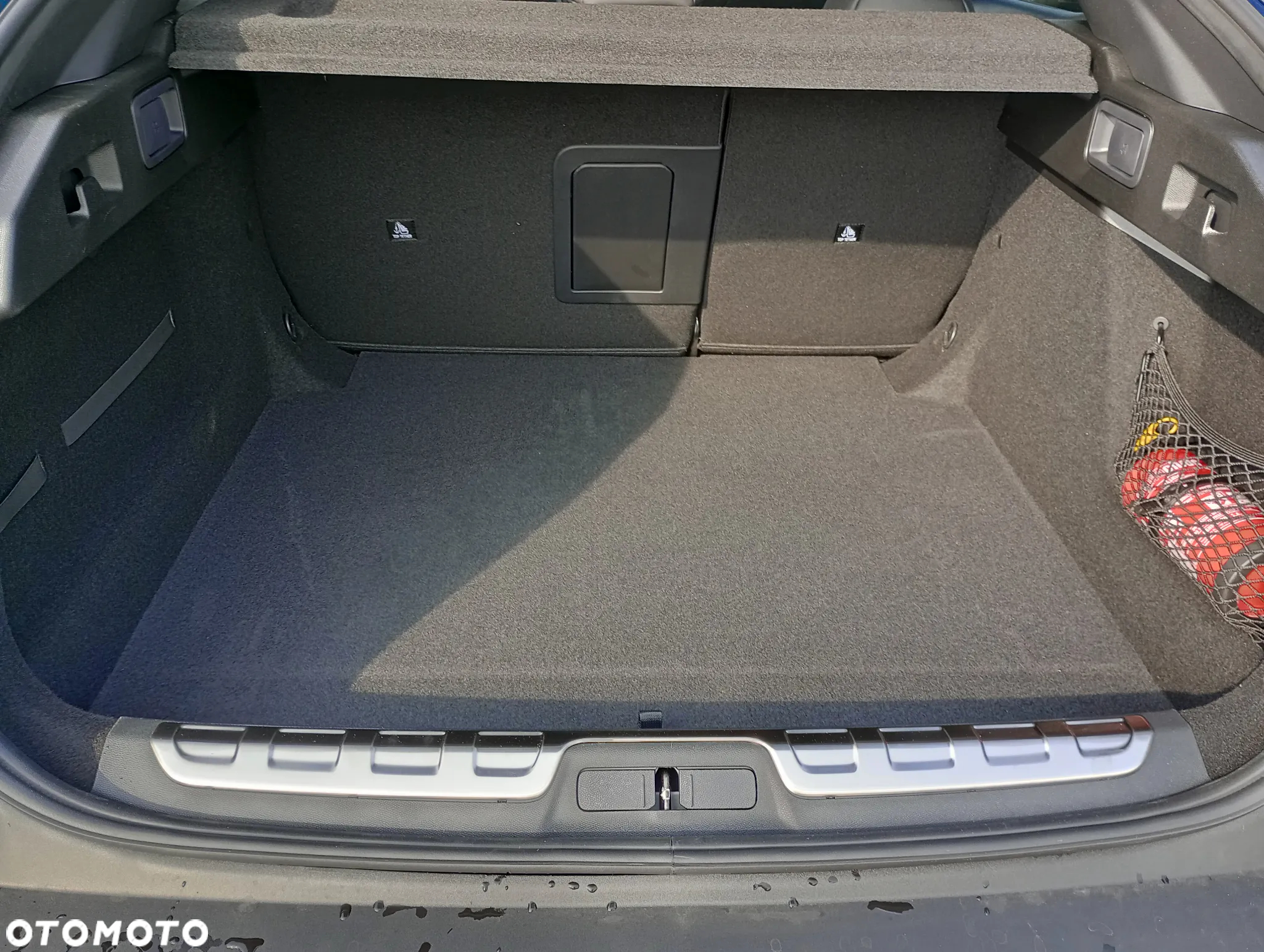 Peugeot 408 - 15