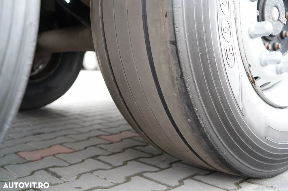 Schmitz Cargobull REFRIGERAT / THERMO KING SLX 300 / RIDICARE CU CÂRLIG / RIDICARE CU CÂRLIG / AXĂ RIDICABILĂ / COȘ PENTRU PALEȚI - 24