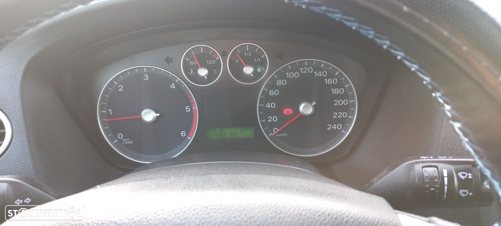 Ford Focus SW 1.6 TDCi Sport - 16