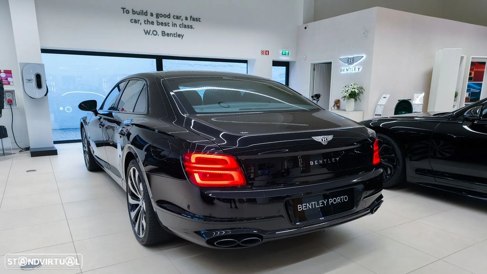 Bentley Flying Spur Hybrid - 13