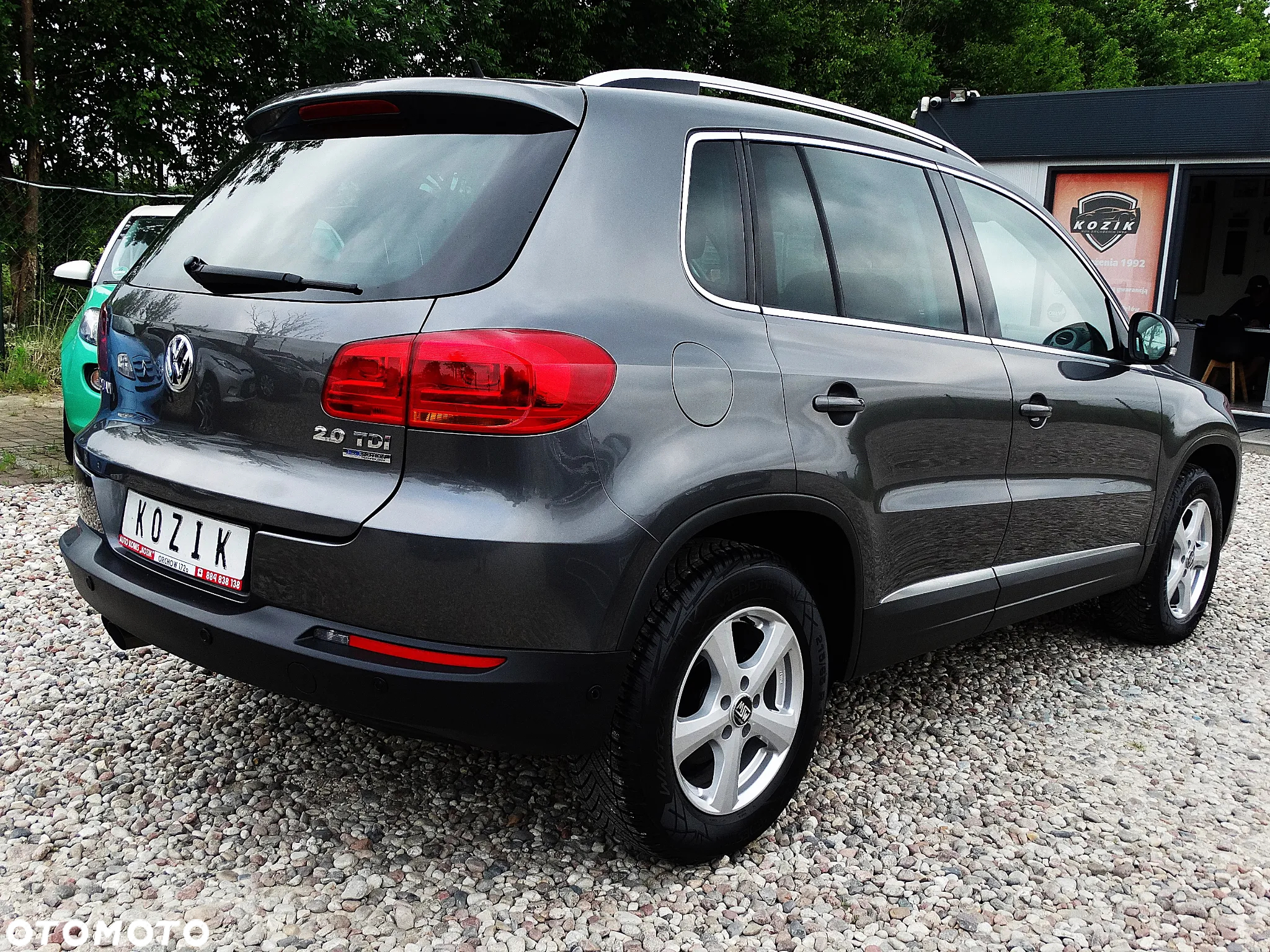 Volkswagen Tiguan 2.0 TDI DPF BlueMotion Technology Exclusive - 10