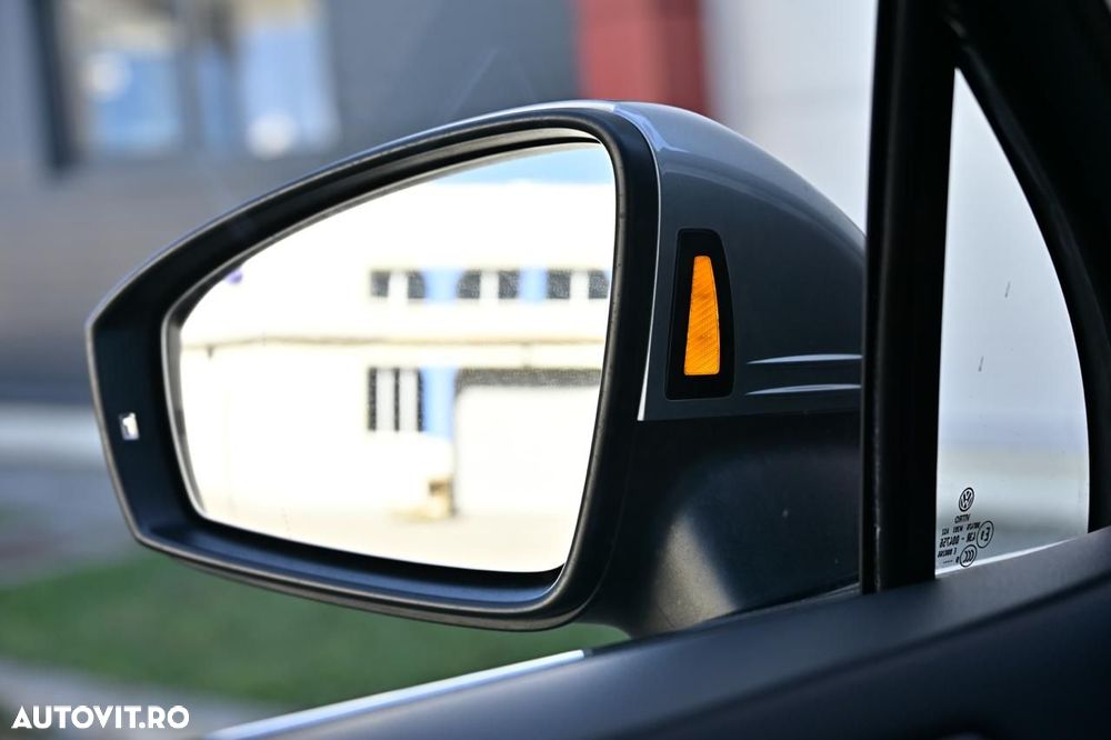Volkswagen Tiguan - 29
