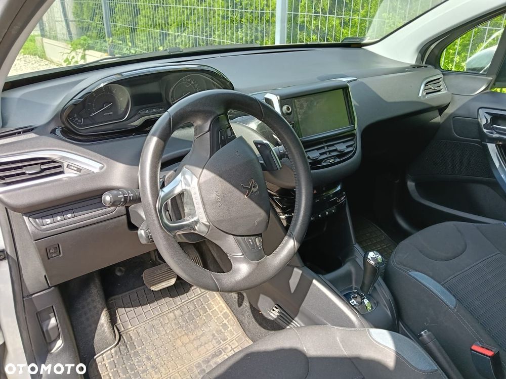 Peugeot 208 e-HDi 92 ETG6 Stop&Start Allure - 9