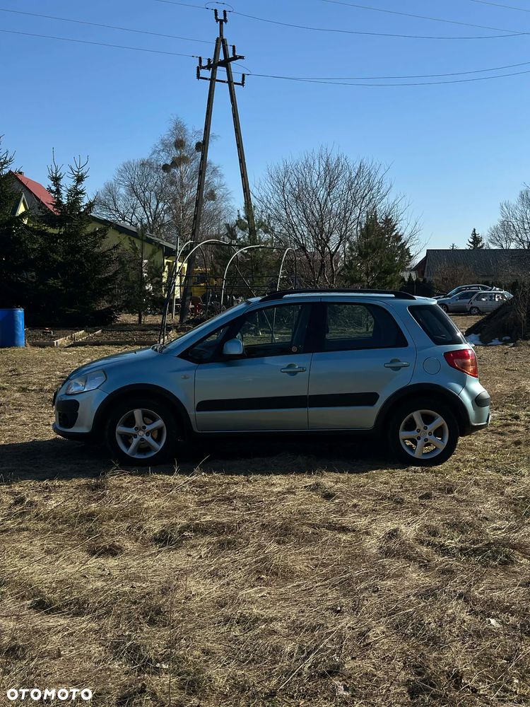 Suzuki SX4 1.6 GLX / Comfort - 4