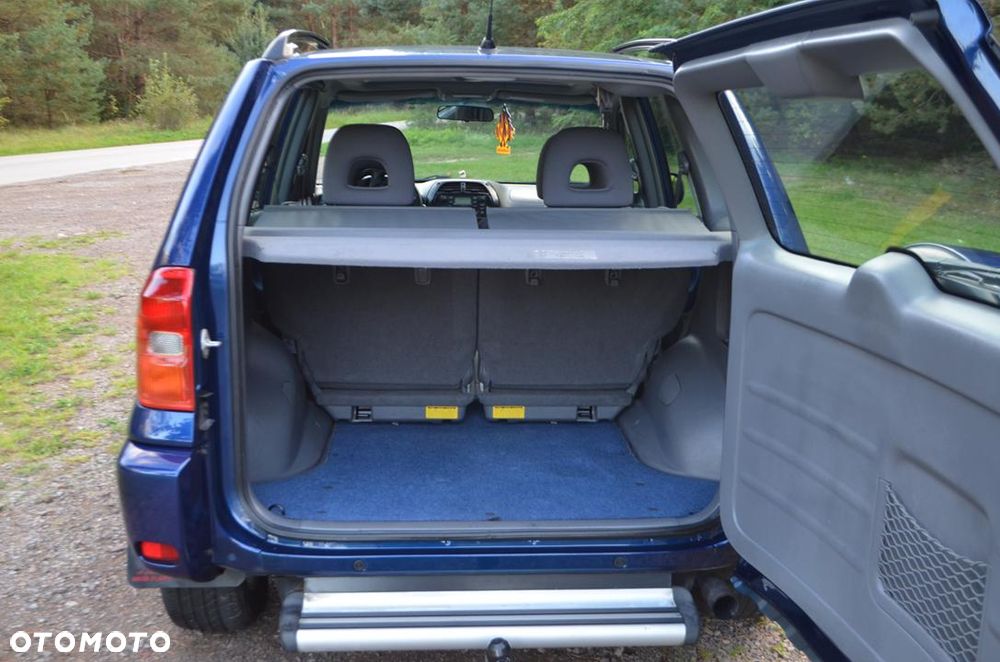 Toyota RAV4 2.0 D-4D 4x4 - 18
