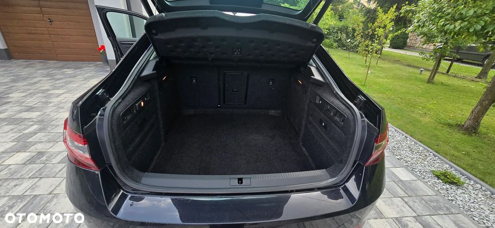 Skoda Superb 2.0 TSI 4x4 L&K DSG - 14