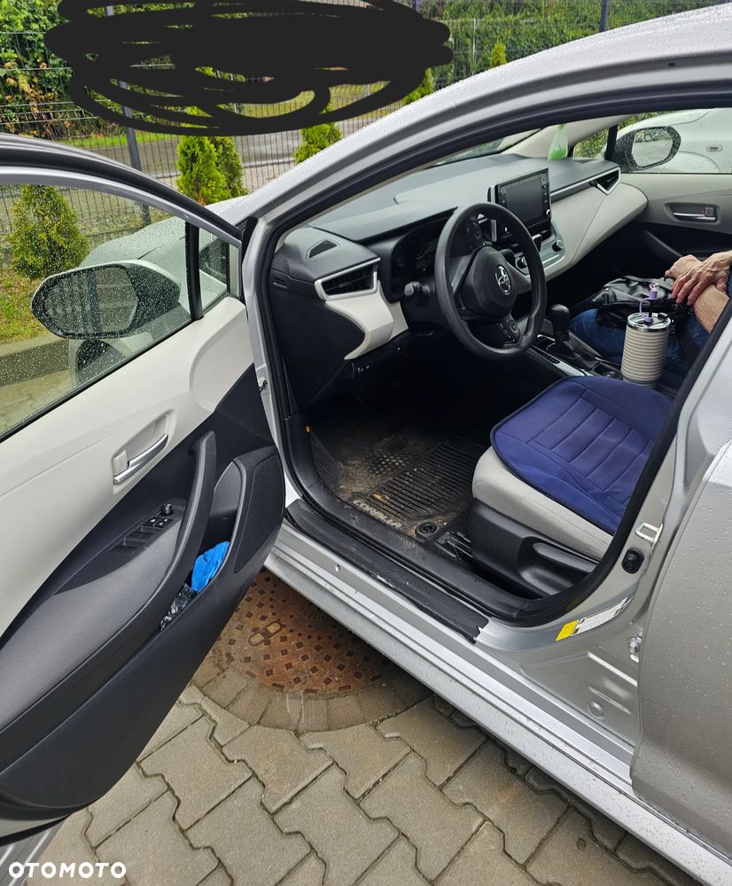Toyota Corolla 1.8 Hybrid Comfort - 8
