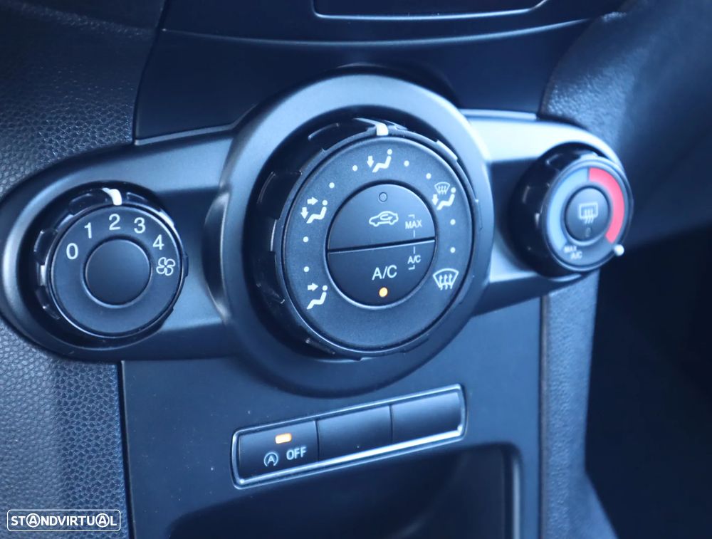 Ford Fiesta 1.0 Ti-VCT Trend - 34