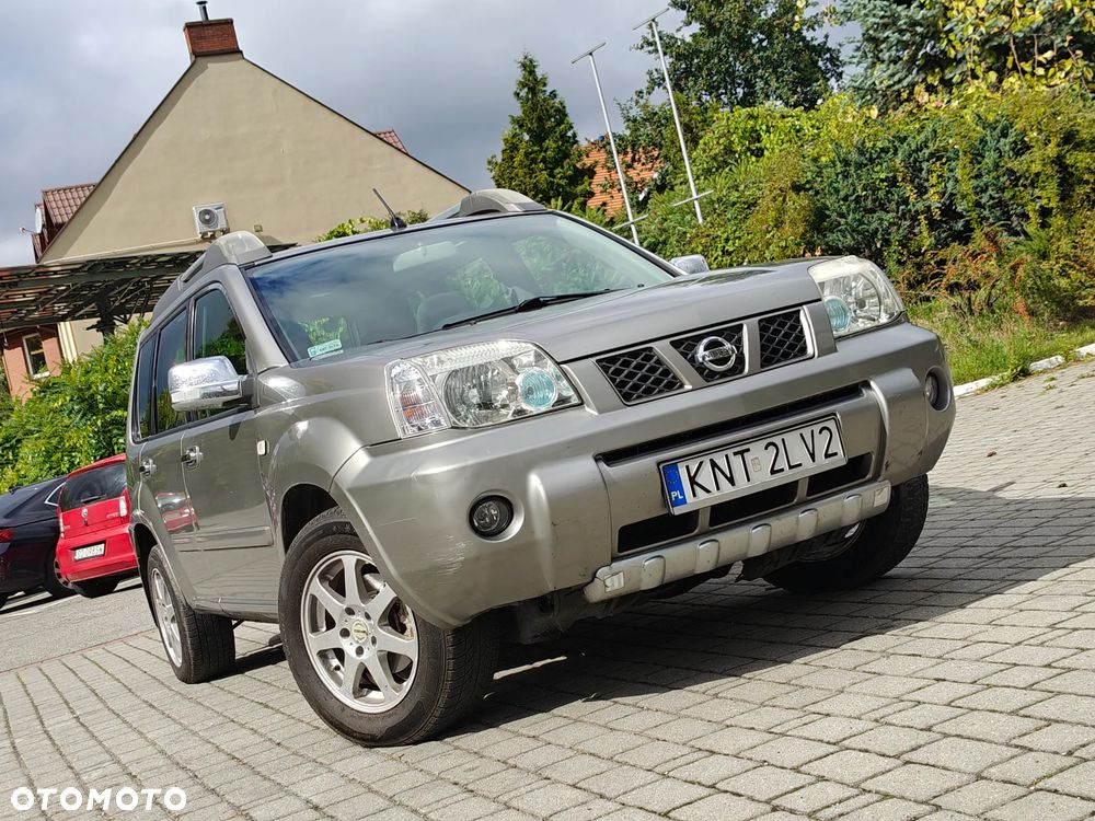 Nissan X-Trail 2.0 4x4 Comfort - 25
