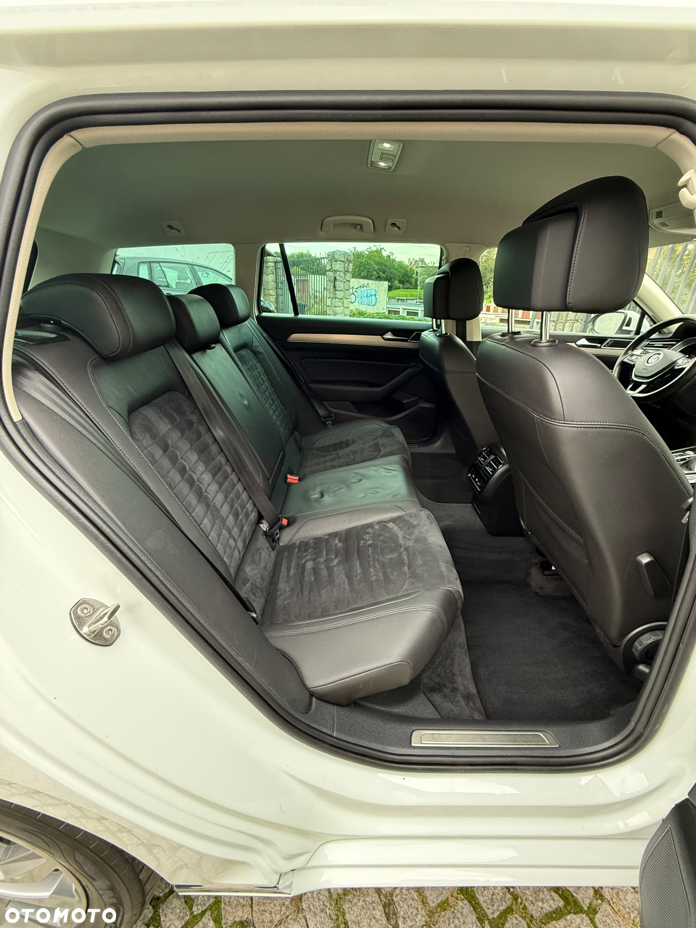 Volkswagen Passat 2.0 TDI BMT 4Mot Highline DSG - 21