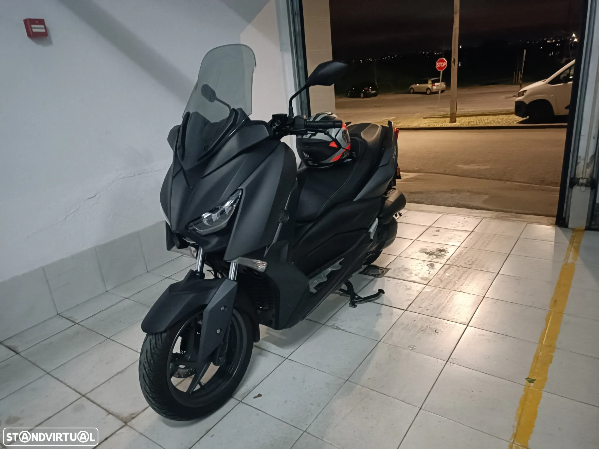 Yamaha X-Max - 2