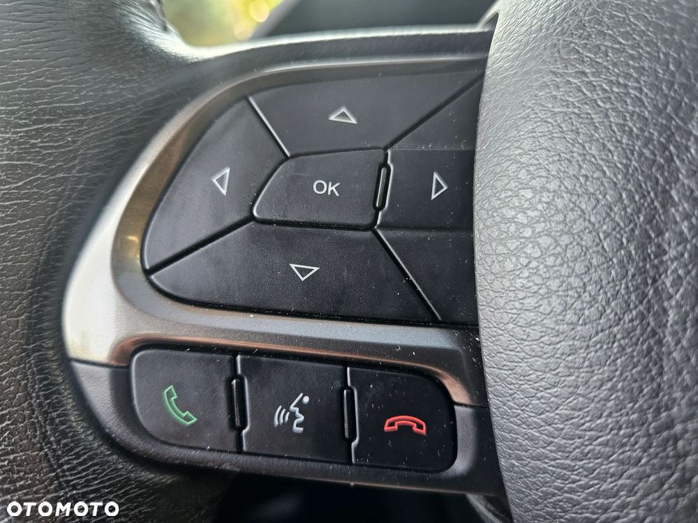 Jeep Renegade 1.4 MultiAir Limited - 31