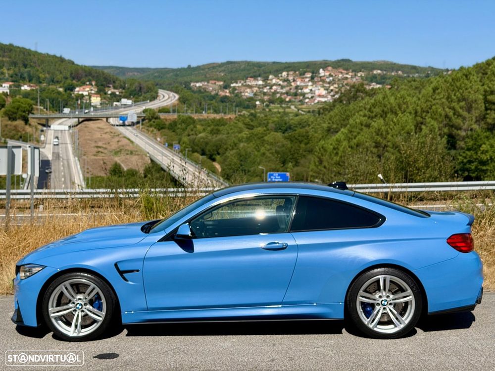 BMW M4 Auto - 11
