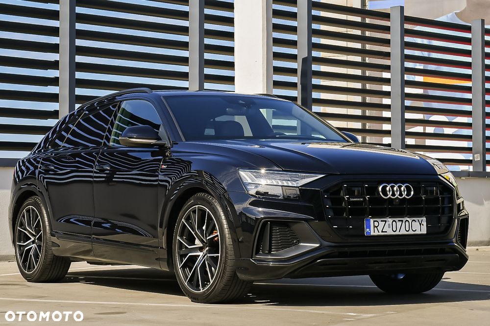 Audi Q8 - 10