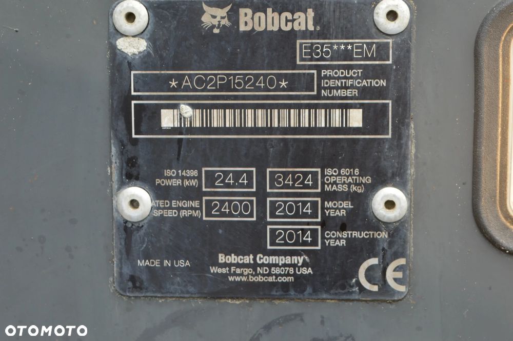 Bobcat E35 - 21