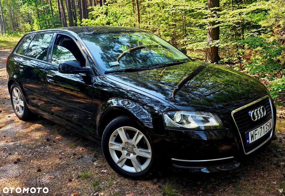 Audi A3 Sportback 1.6 Ambiente - 19