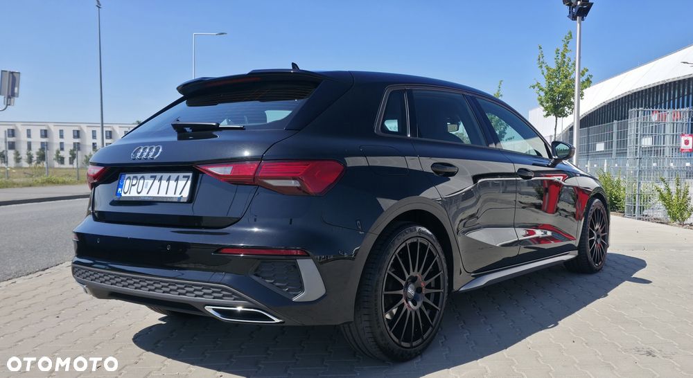Audi A3 Sportback - 3