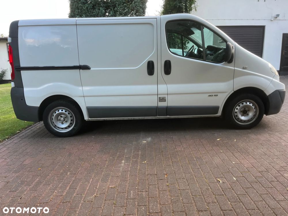 Renault Trafic - 1