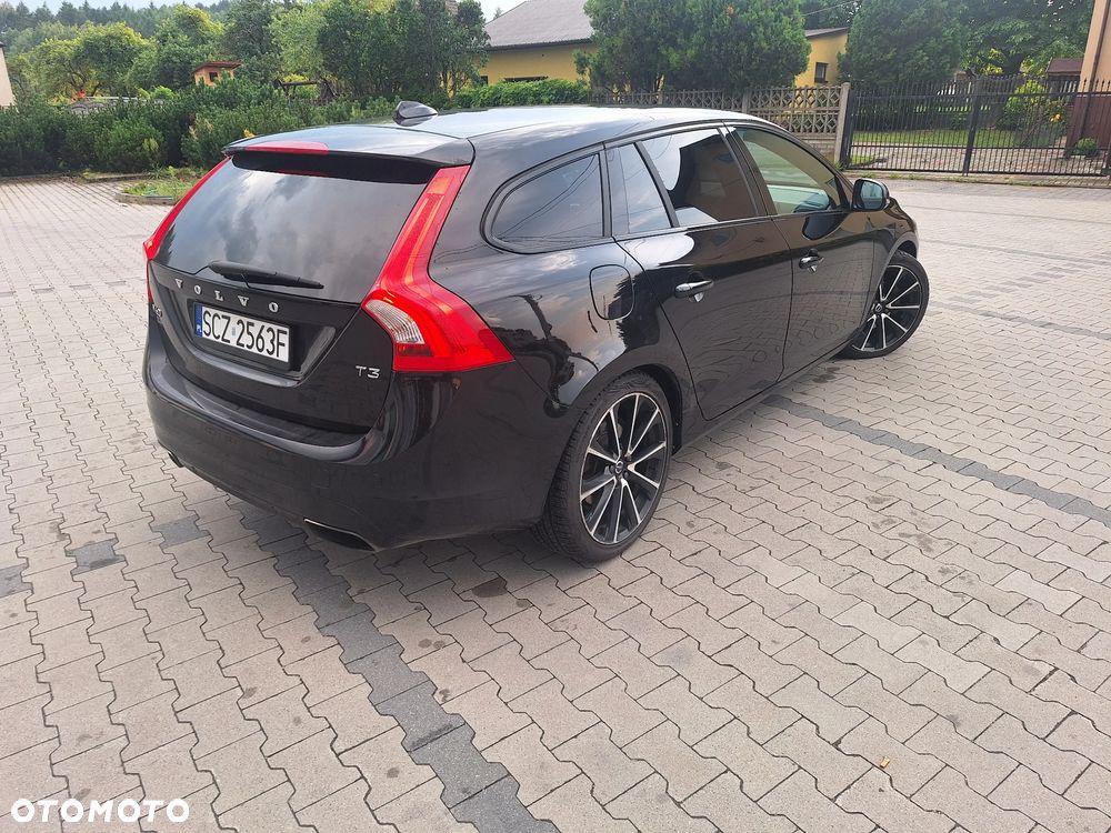 Volvo V60 T3 Drive-E Momentum - 7