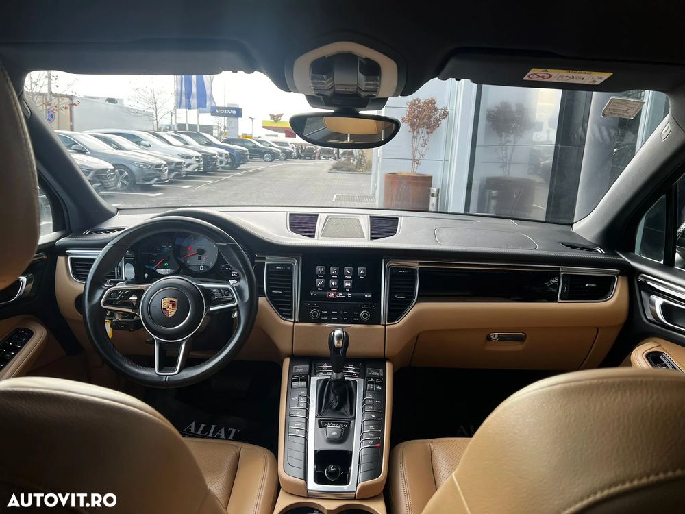 Porsche Macan 3.0 PDK S - 12