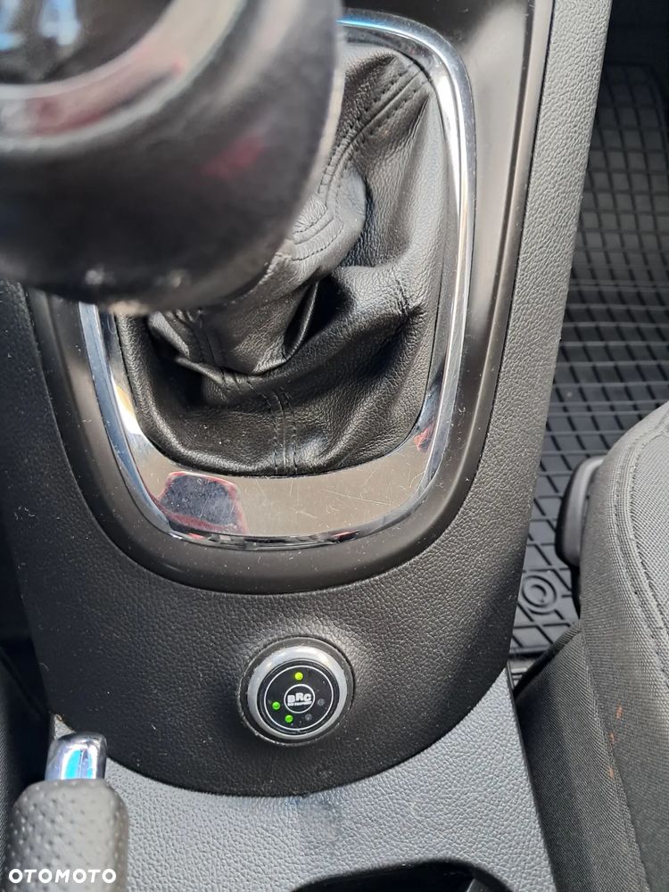 Chevrolet Orlando 1.8 LT+ - 17