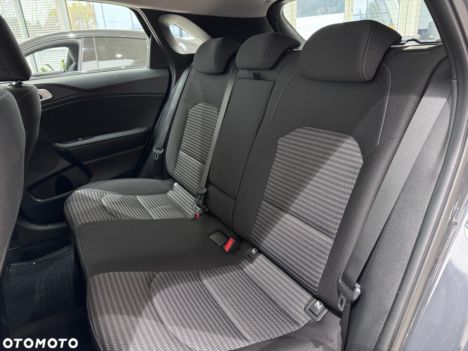Kia Ceed 1.5 T-GDI M DCT - 13