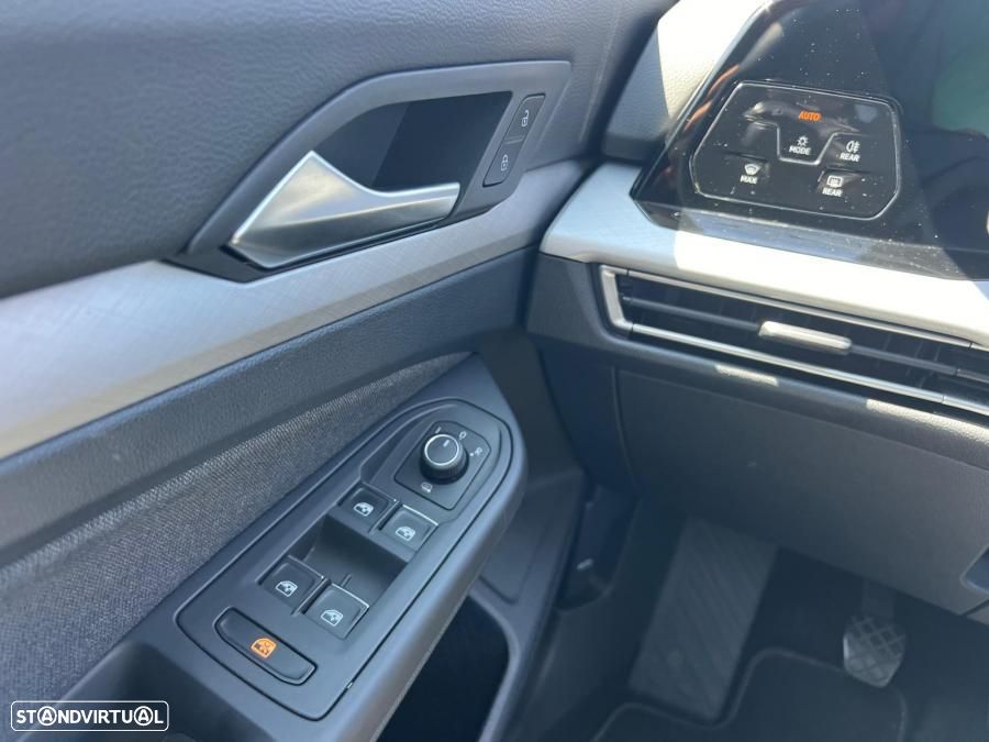 VW Golf 1.0 TSI Life - 11