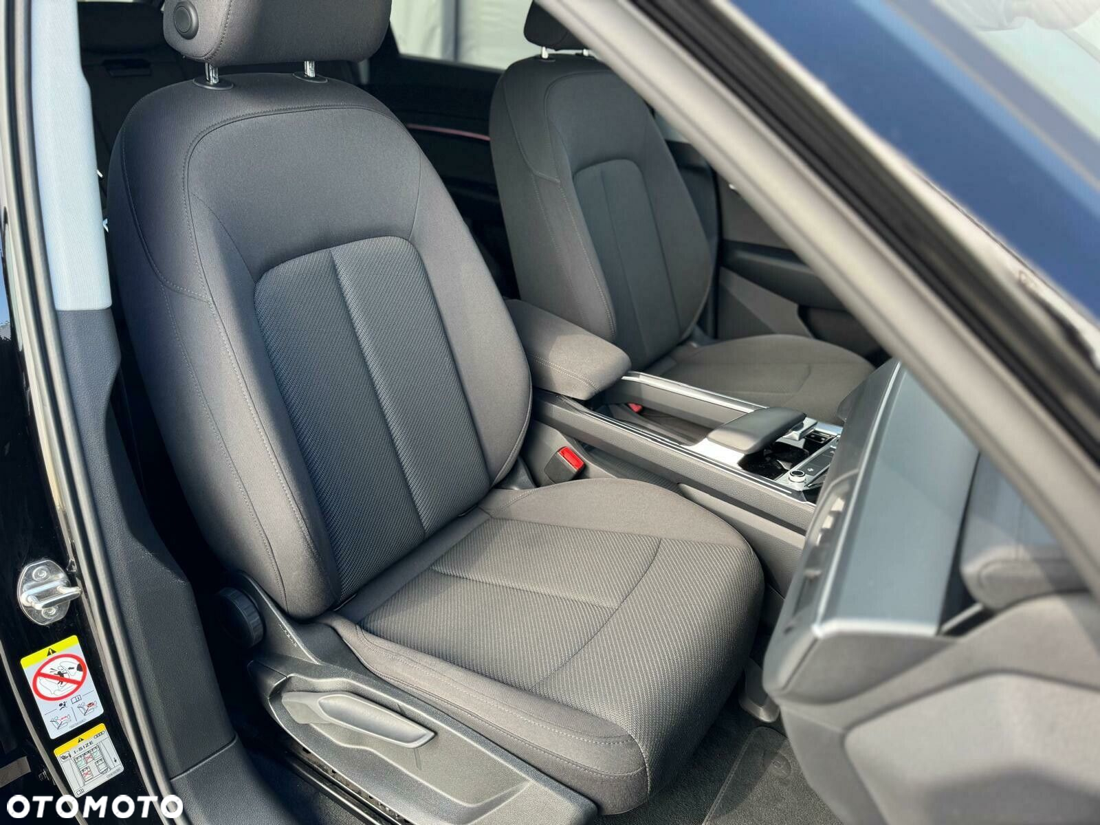 Audi e-tron - 26