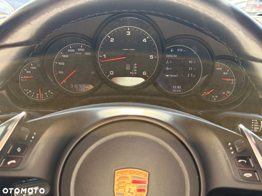 Porsche Panamera - 20