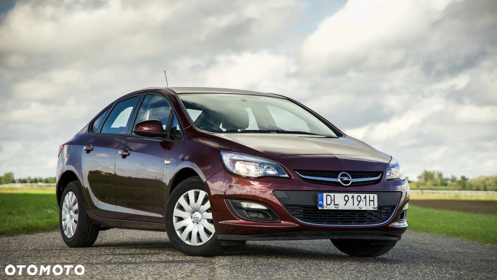 Opel Astra 2018 photo 2
