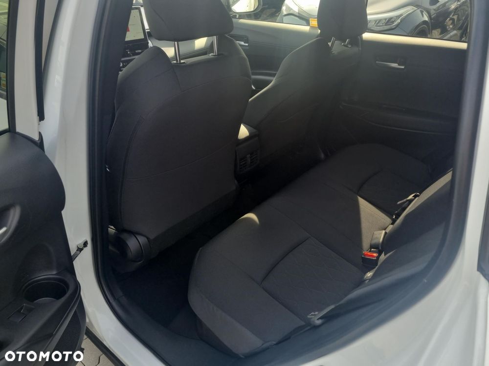 Toyota Corolla Cross - 13