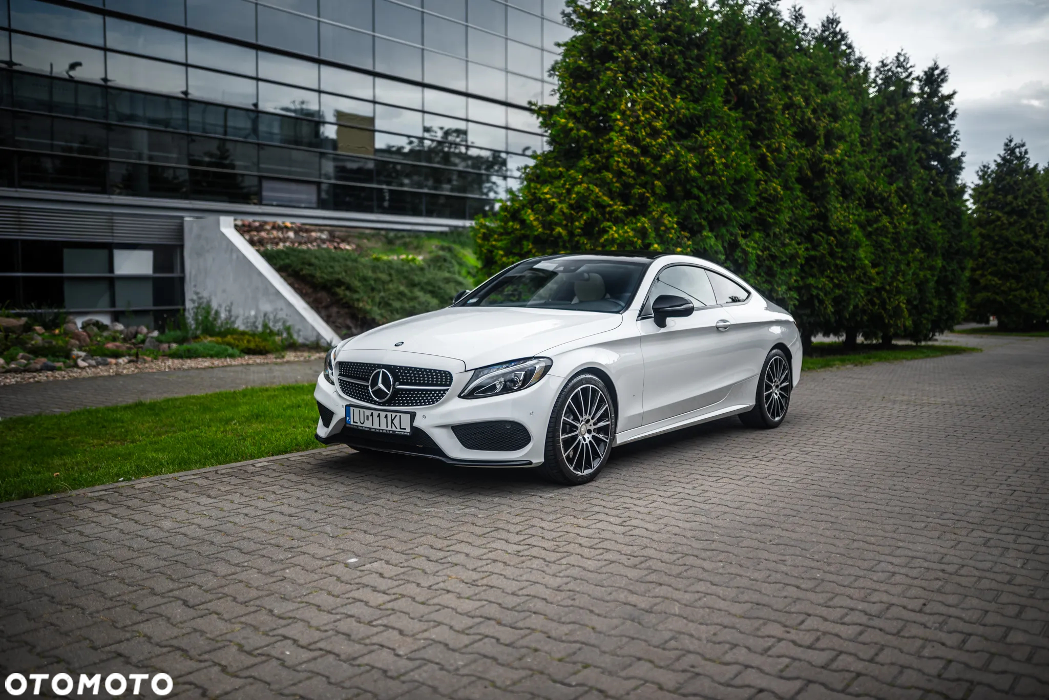 Mercedes-Benz Klasa C 300 7G-TRONIC - 2