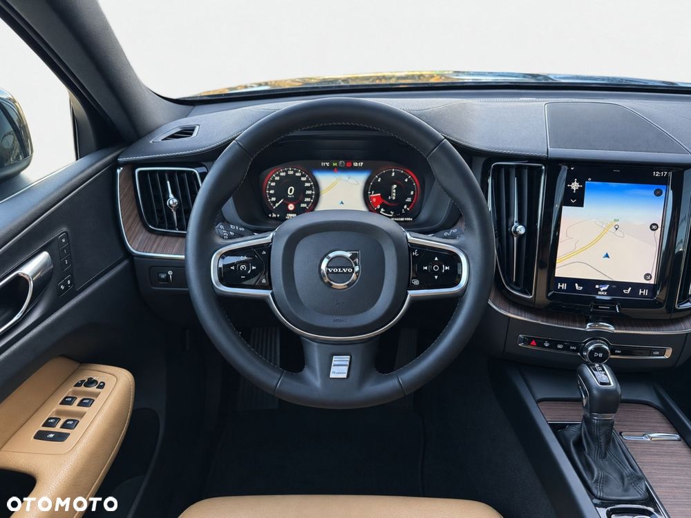 Volvo XC 60 D5 AWD Geartronic Inscription - 14