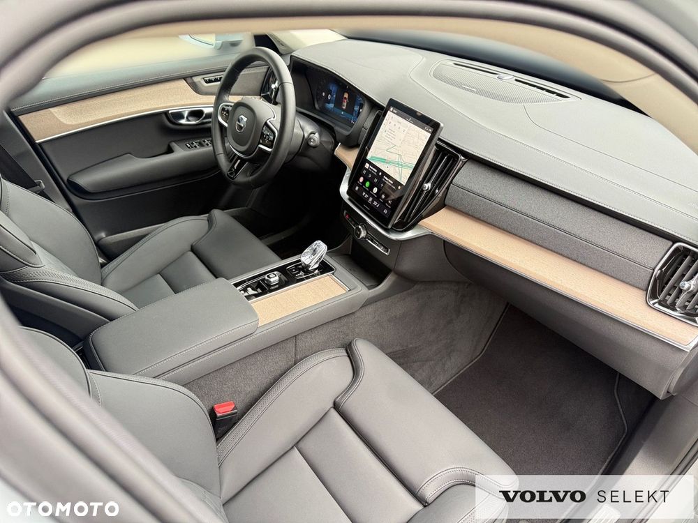 Volvo XC 90 - 30