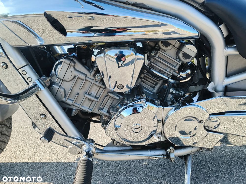 Hyosung GV - 17
