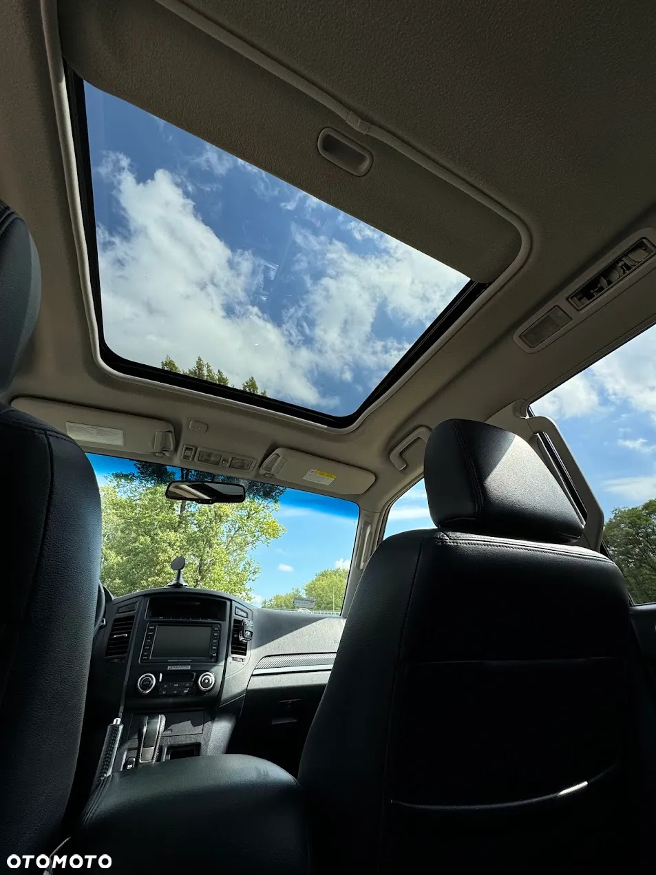 Mitsubishi Pajero 3.2 DID Instyle - 10