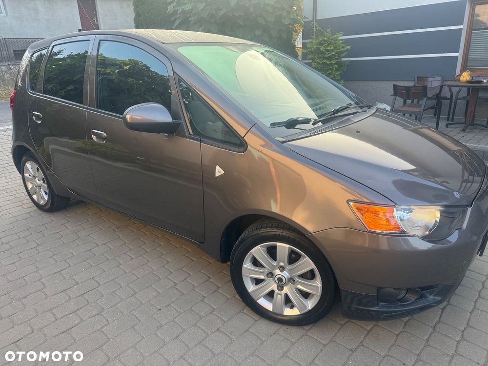 Mitsubishi Colt - 4