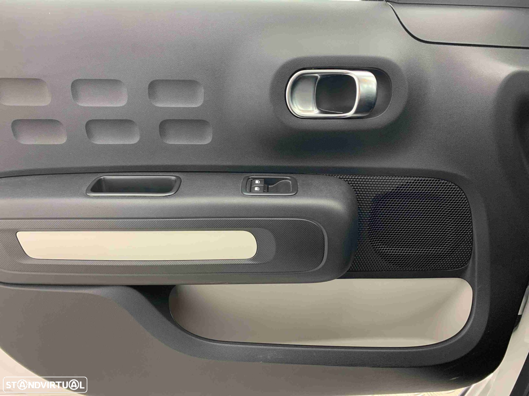 Citroën C3 1.2 PureTech Plus - 12